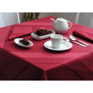 Schmutzabweisende Tischdecke 140x140cm, Weinrot GASTRO HT