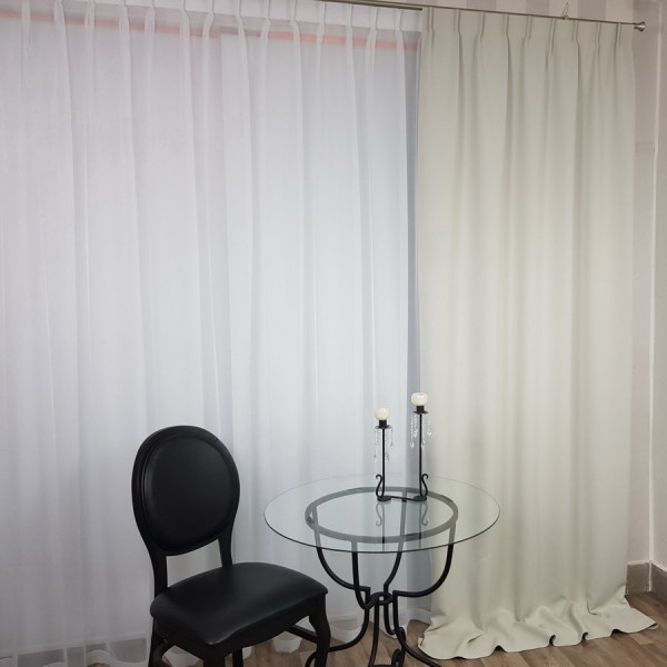 MAG 302 Zasłona Blackout gotowa w kolorze jasnoszarym rozm. 280x240 cm