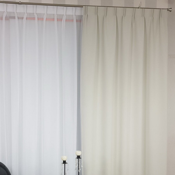 MAG 302 Zasłona Blackout gotowa w kolorze jasnoszarym rozm. 280x240 cm