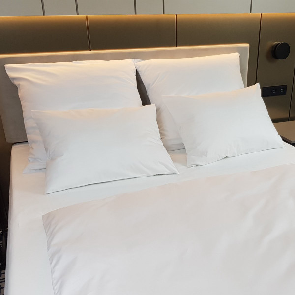 Zestaw poszewek hotelowych MUSSO w rozm. 50x70 cm za 10 szt.