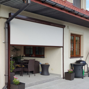Rollladen vom Typ Screen SK45, Größe 380x300 cm