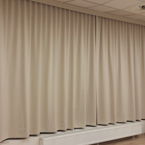 Vorhänge für den Bankettsaal MAG 341, Größe 280x300 cm