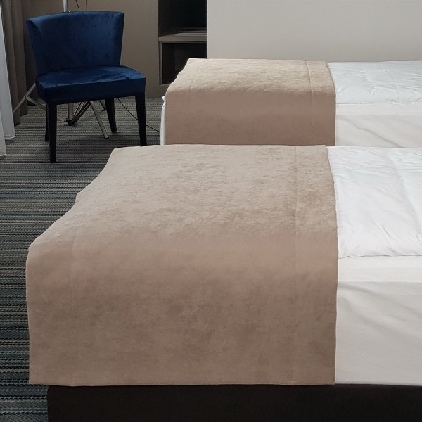 Szal na łóżko narzuta PAS 331 w rozm. 65x170 cm za 30 szt.