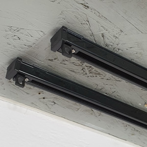 Schienen aus schwarzem Aluminium - PAKET 50 Meter.